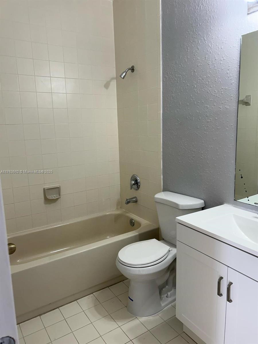 2521 Se 15th Pl 196 Property Photo 22