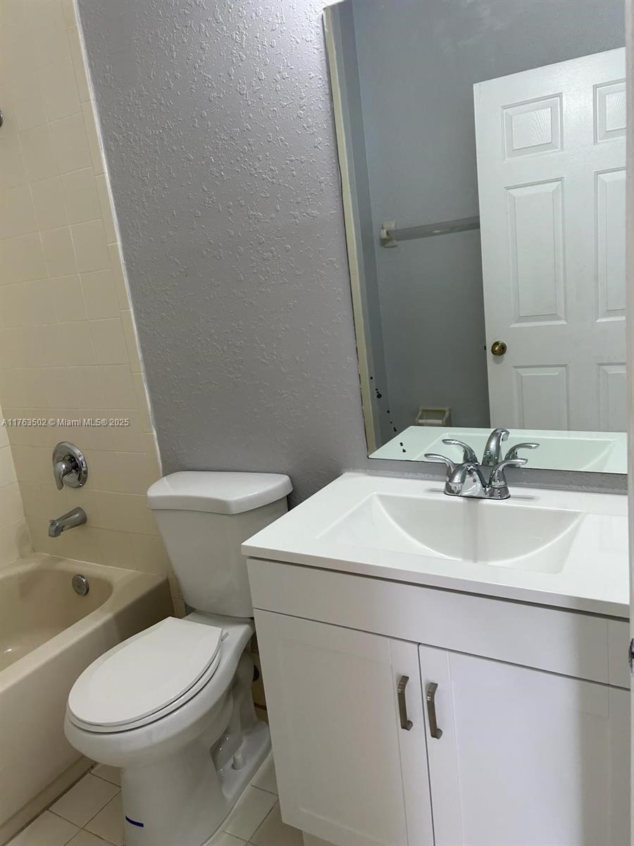 2521 Se 15th Pl 196 Property Photo 23
