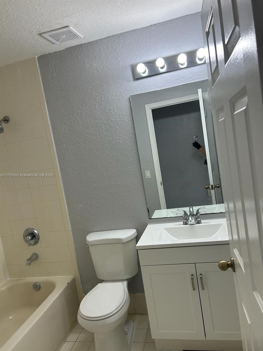 2521 Se 15th Pl 196 Property Photo 26