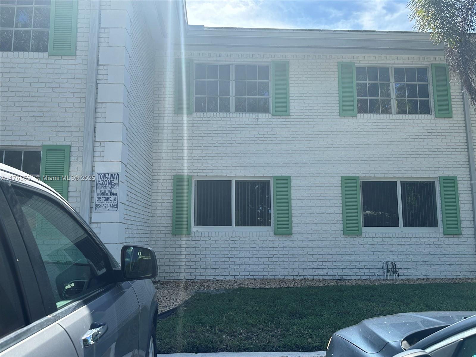 1851 Ne 62nd St 504 Property Photo 5