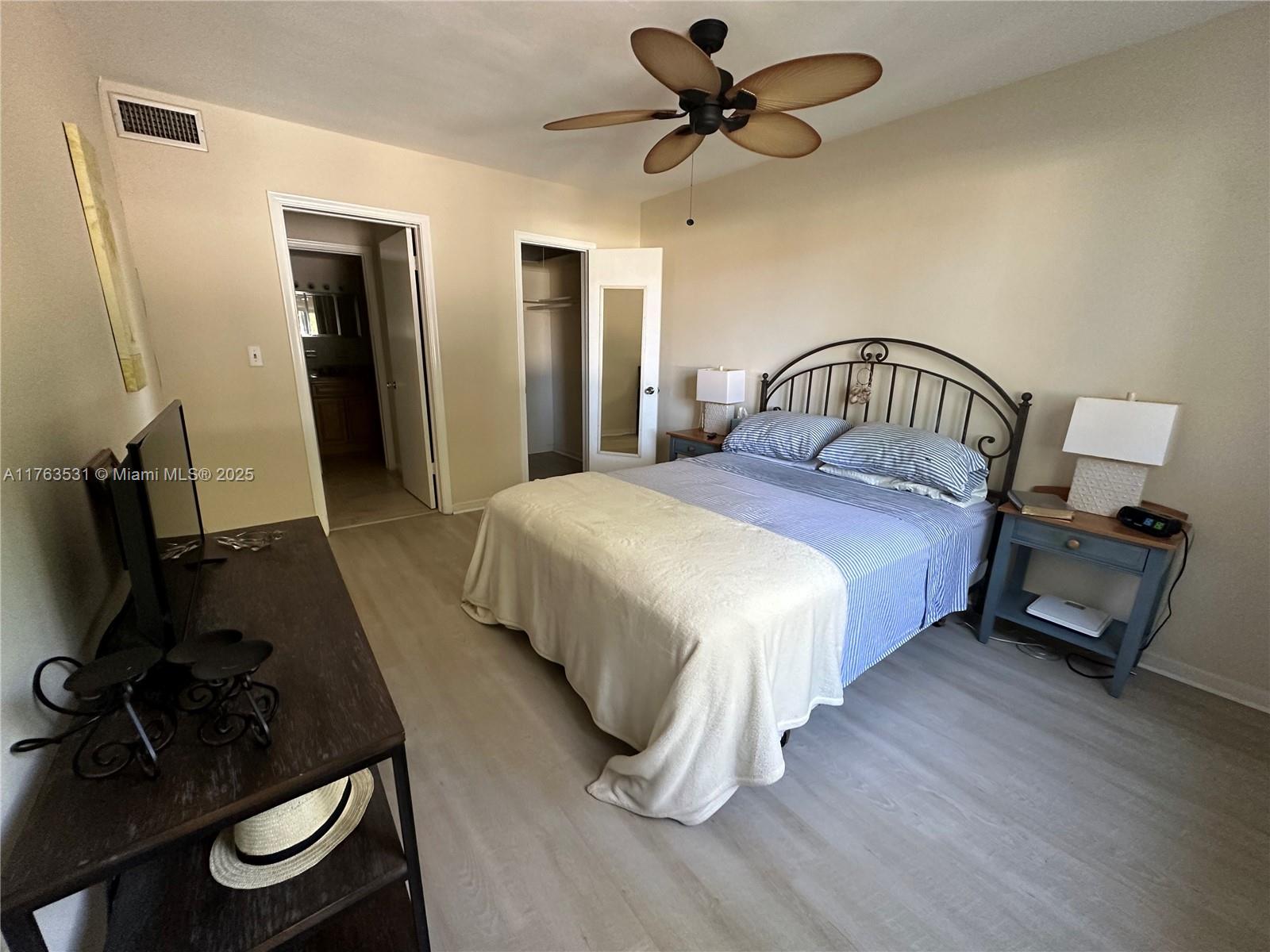 1851 Ne 62nd St 504 Property Photo 14