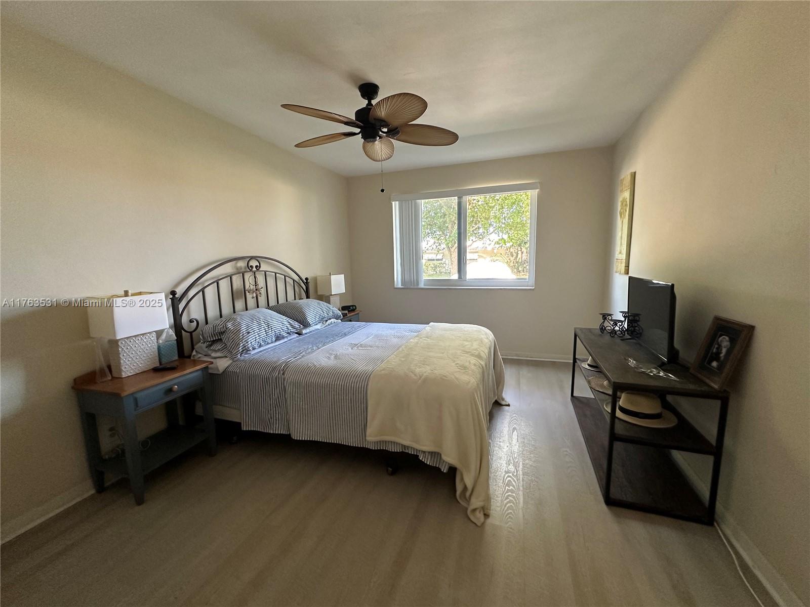 1851 Ne 62nd St 504 Property Photo 15