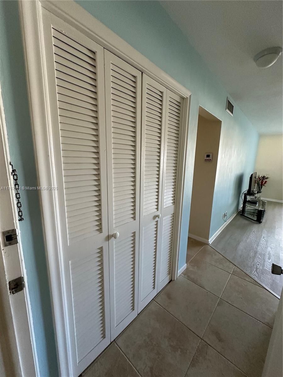 1851 Ne 62nd St 504 Property Photo 19