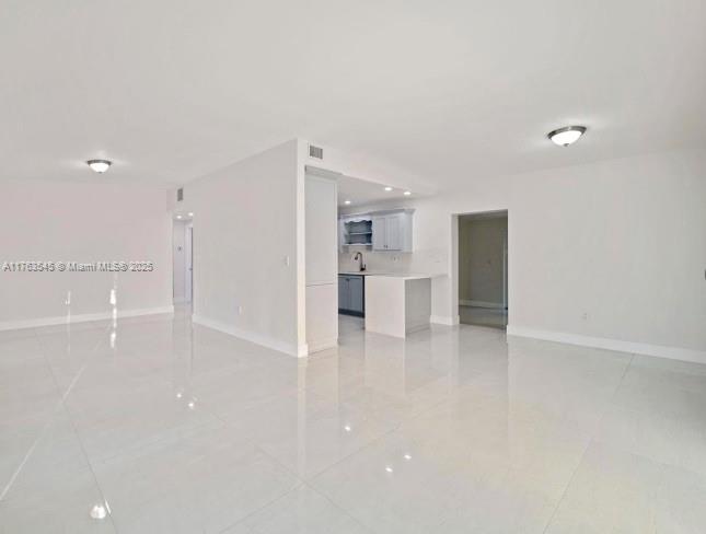 14760 Lincoln Dr Property Photo 16