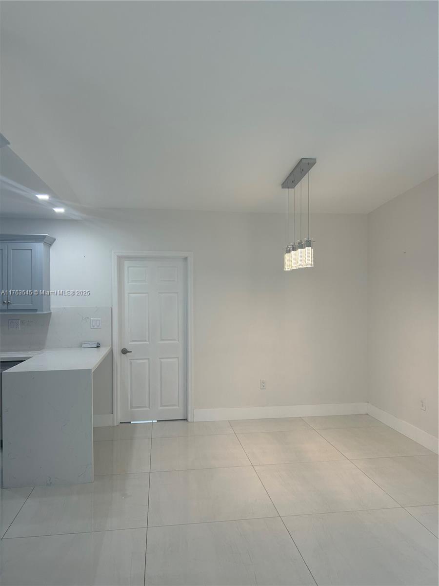 14760 Lincoln Dr Property Photo 22