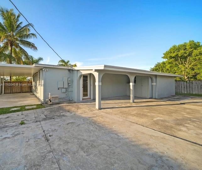 14760 Lincoln Dr Property Photo 36