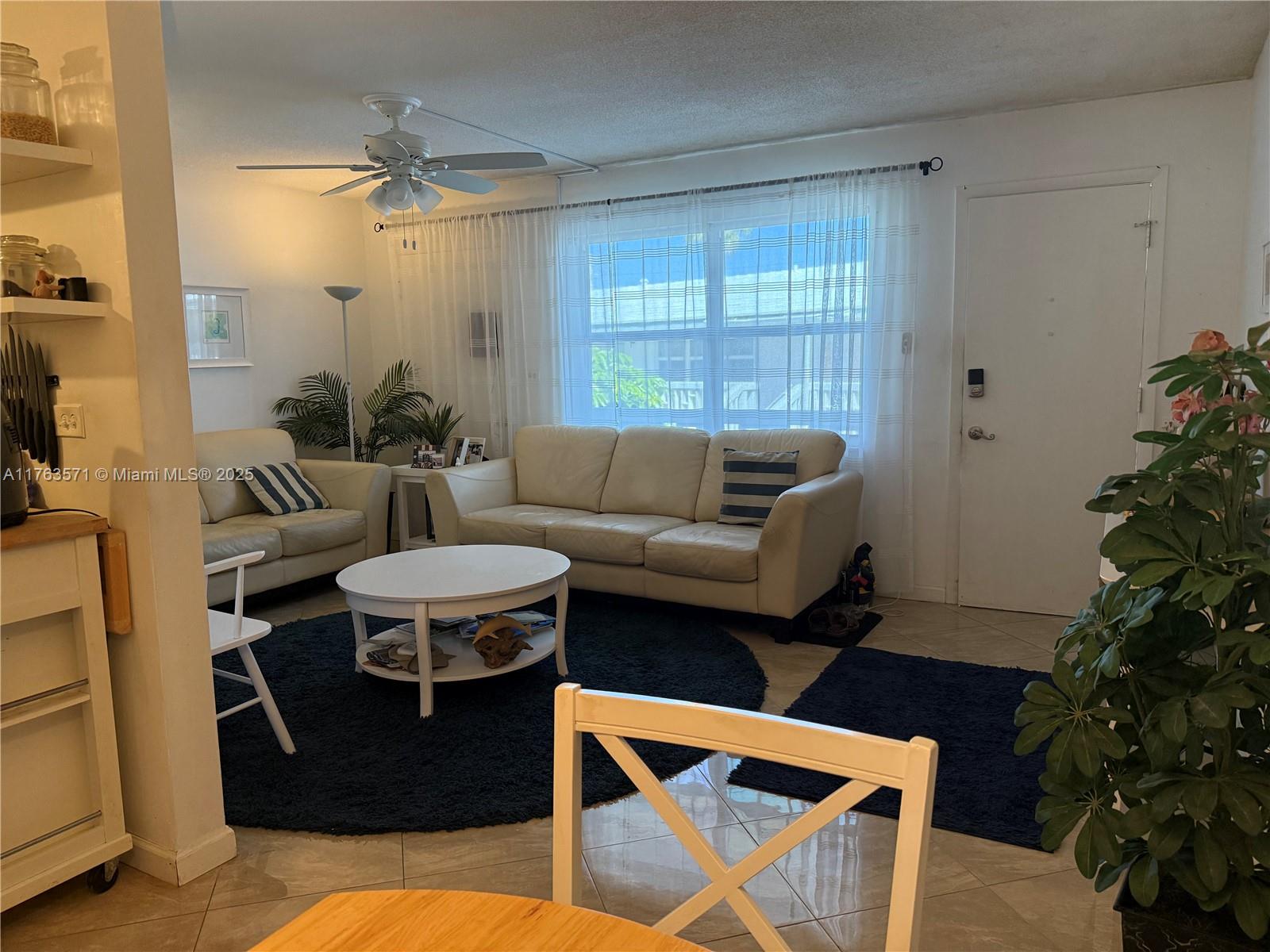 228 Hibiscus Ave 235 Property Photo 11