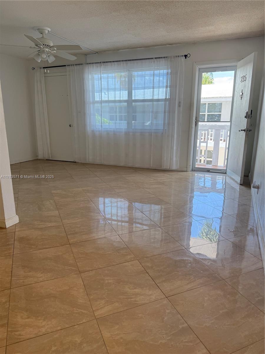 228 Hibiscus Ave 235 Property Photo 14