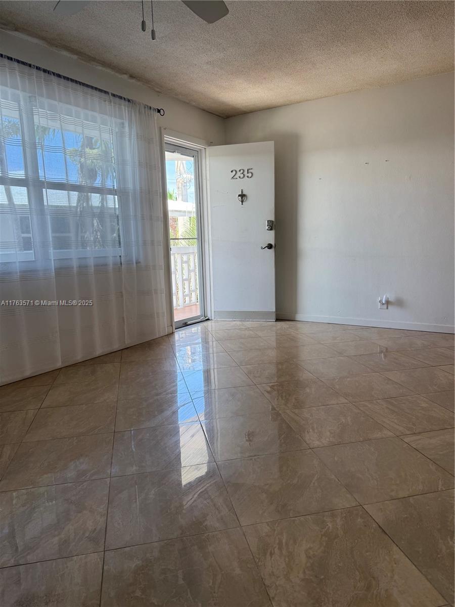 228 Hibiscus Ave 235 Property Photo 15