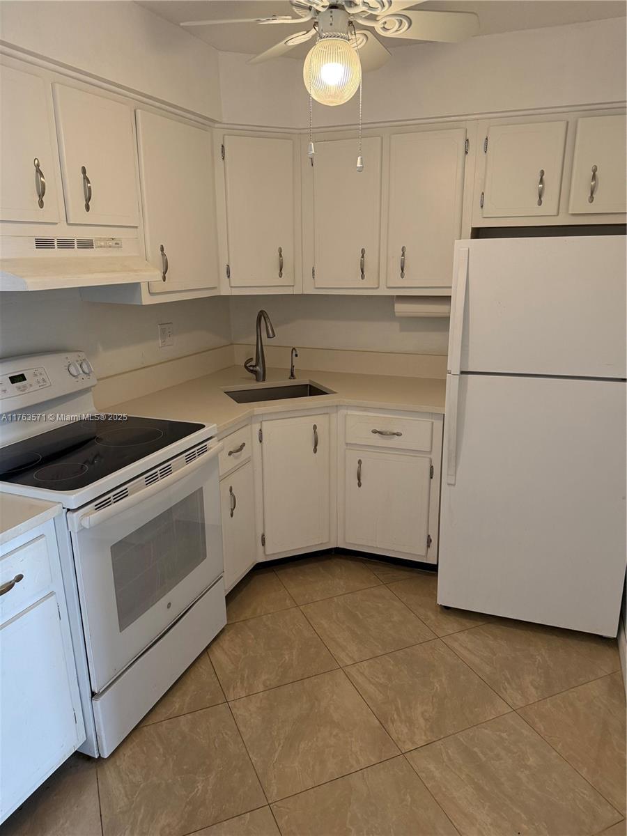 228 Hibiscus Ave 235 Property Photo 27