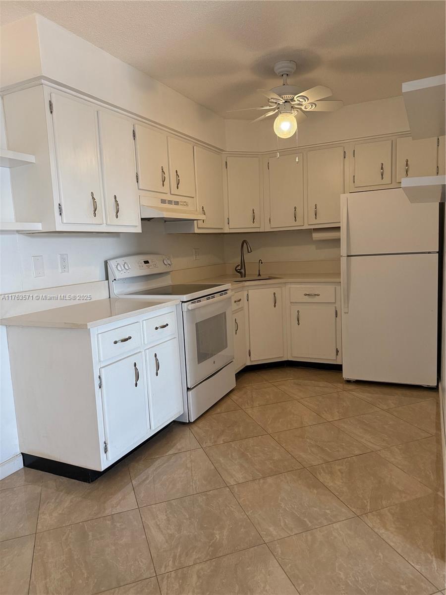 228 Hibiscus Ave 235 Property Photo 30