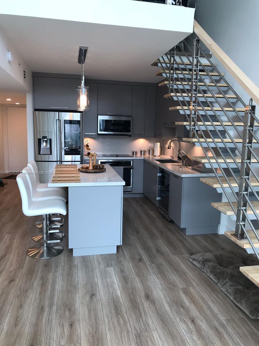 41 Se 5th St 2212 Property Photo 5