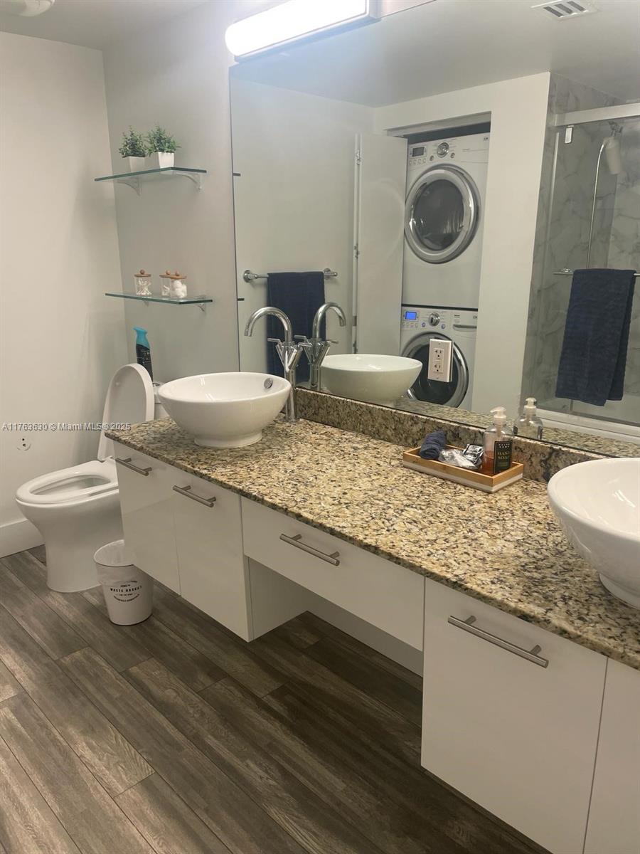 41 Se 5th St 2212 Property Photo 11