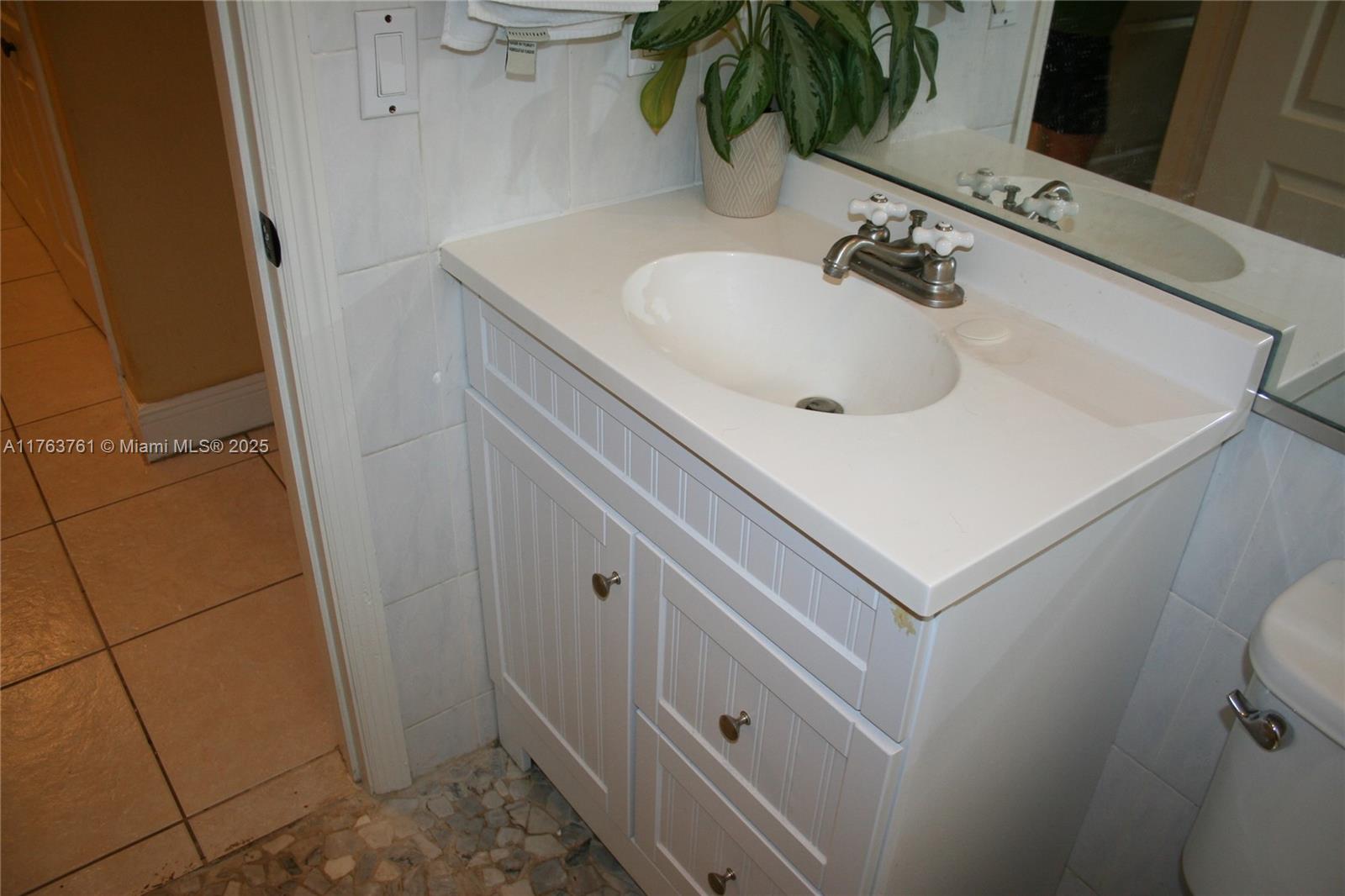 6 Fishermans Trl Property Photo 18