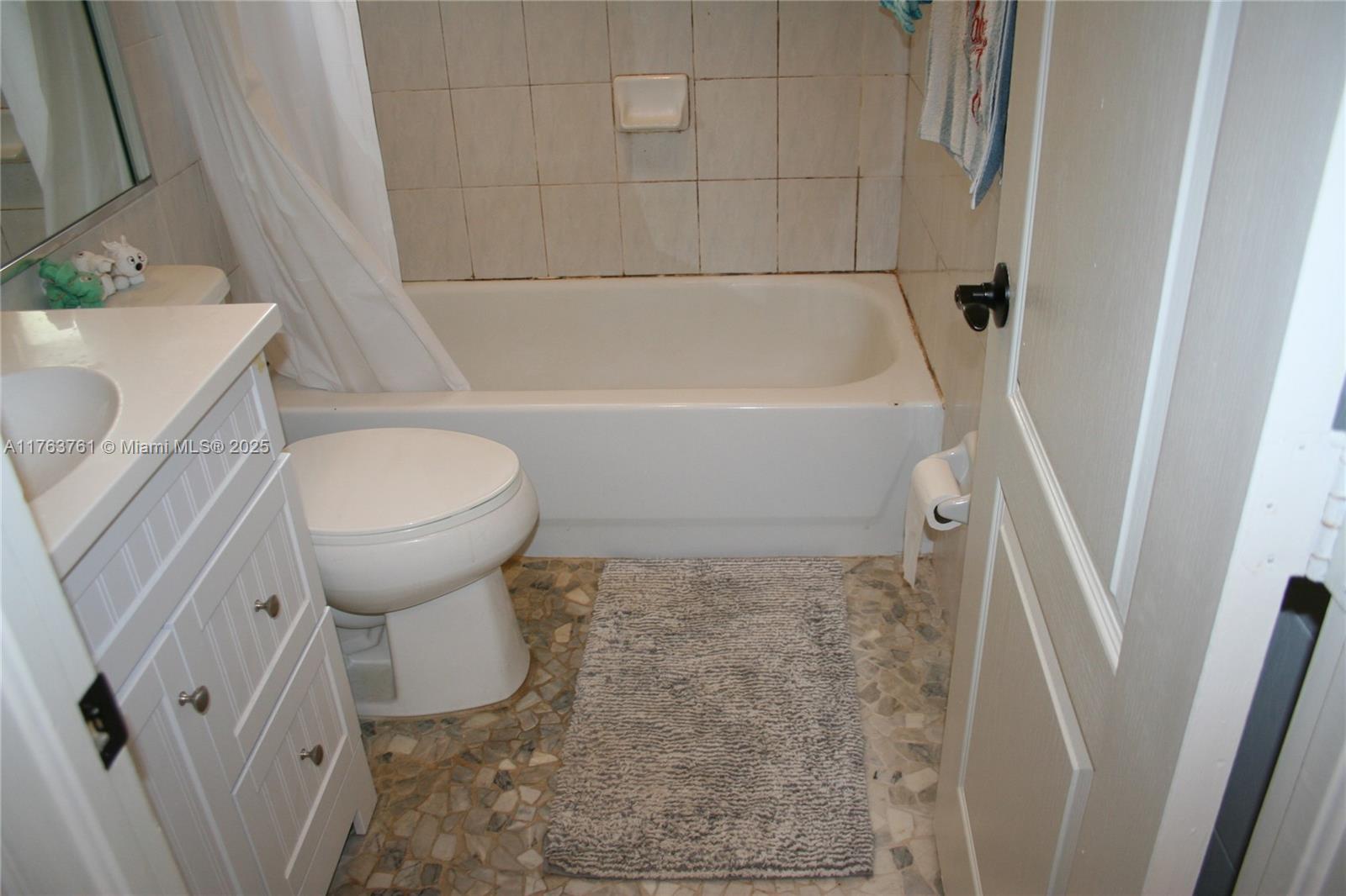 6 Fishermans Trl Property Photo 20