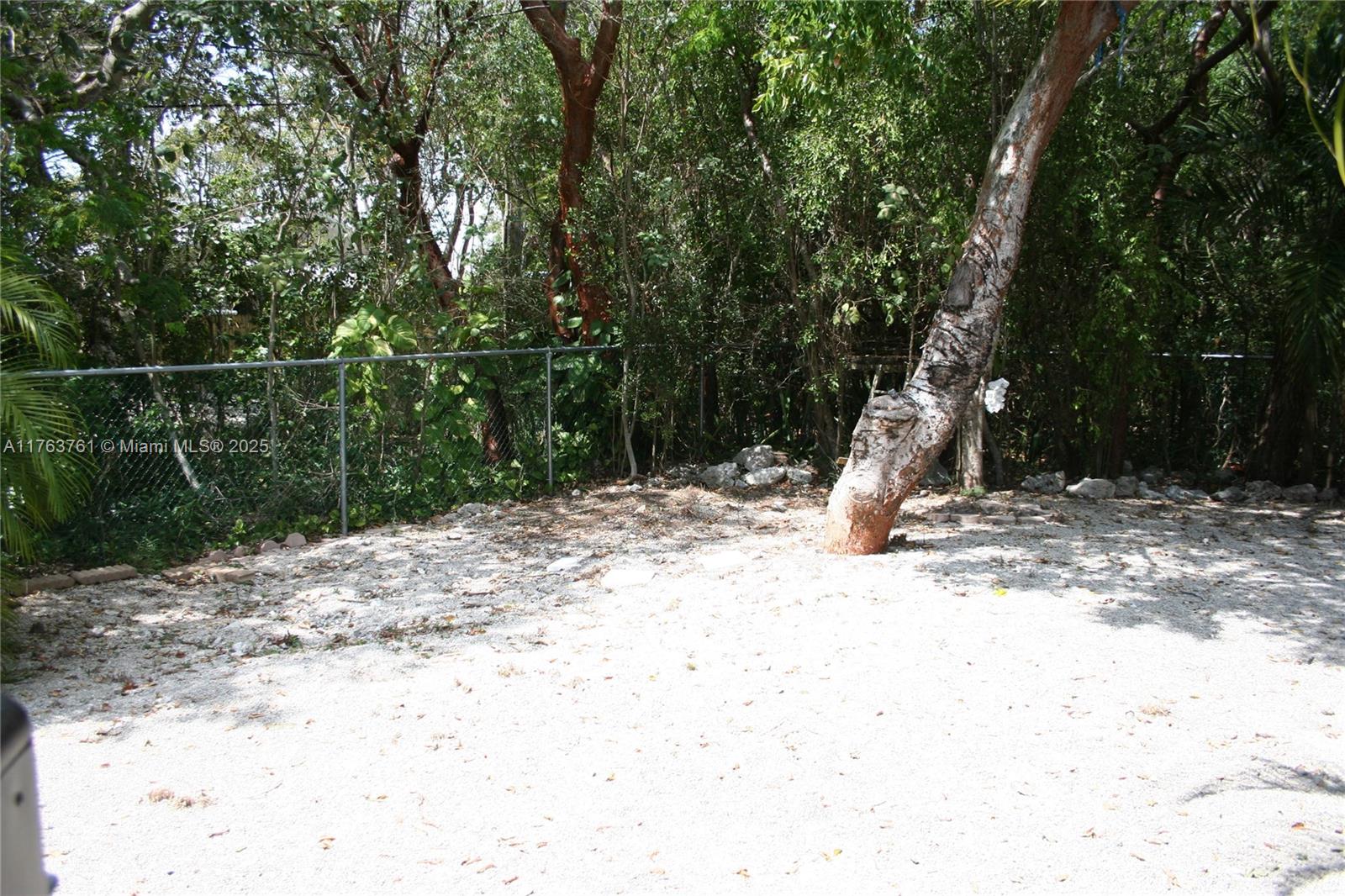 6 Fishermans Trl Property Photo 33