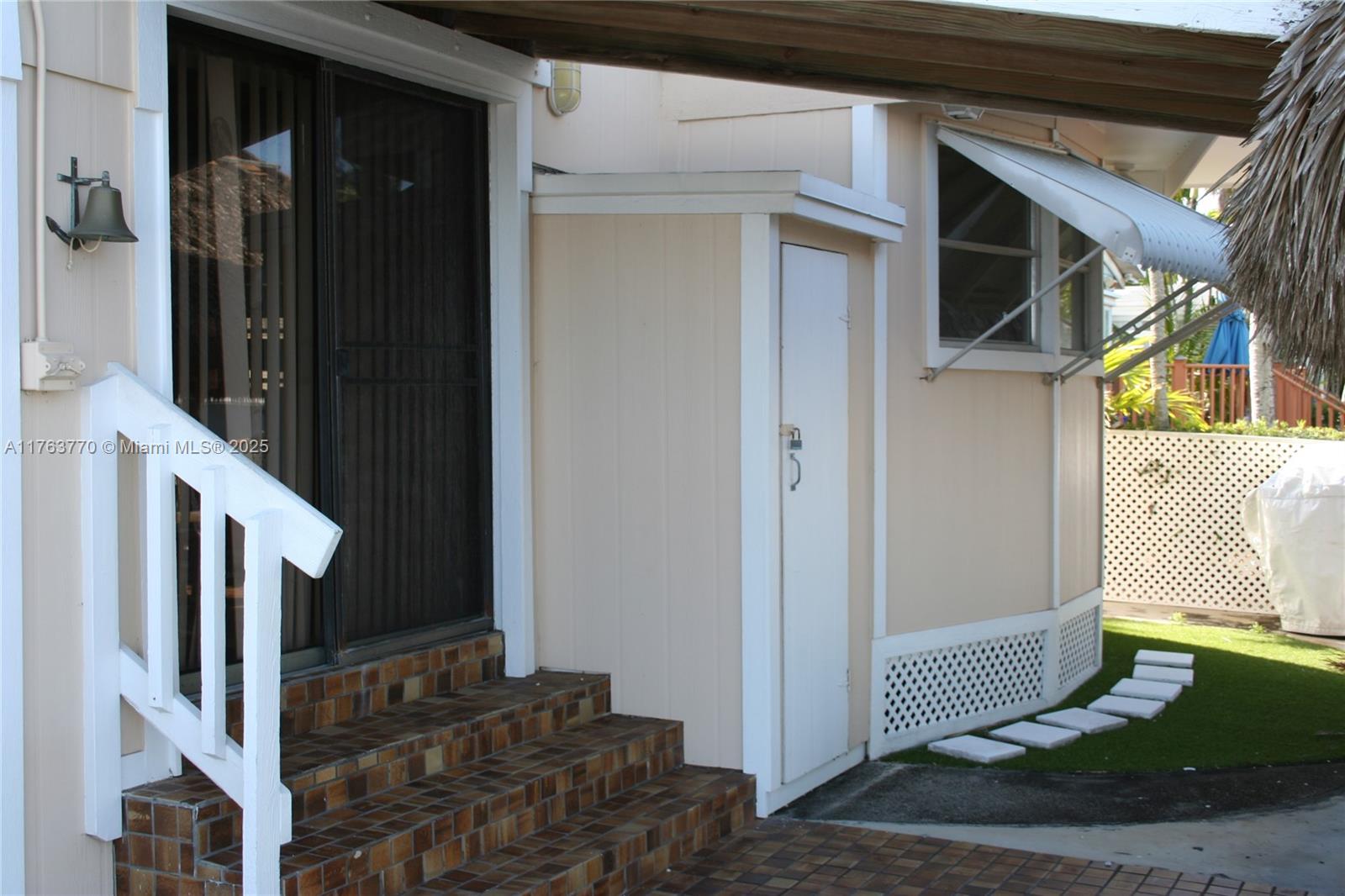 1 Gull Ln Property Photo 28