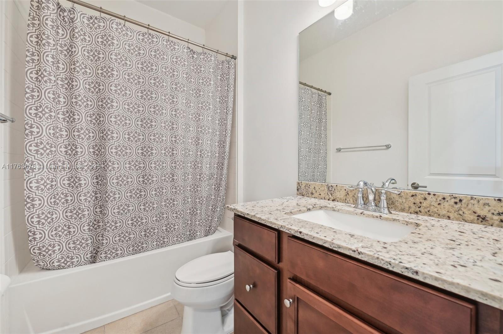 10850 Sw 235th Ln Property Photo 18
