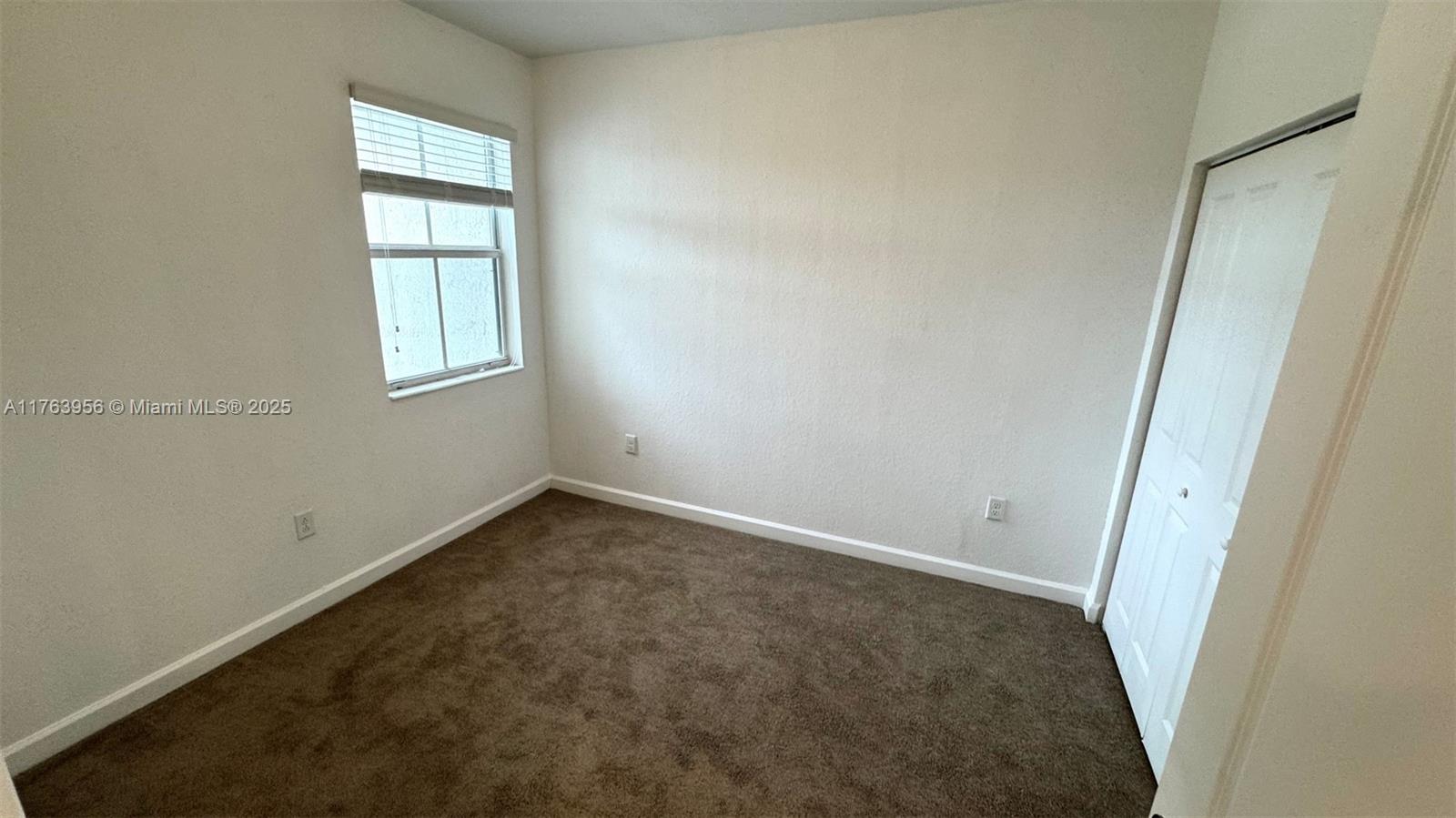 1840 Se 26th Ter Property Photo 18