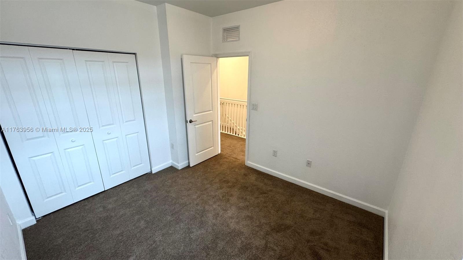 1840 Se 26th Ter Property Photo 19
