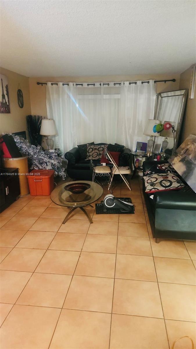 2417 Nw 39th Ter 204 Property Photo 8