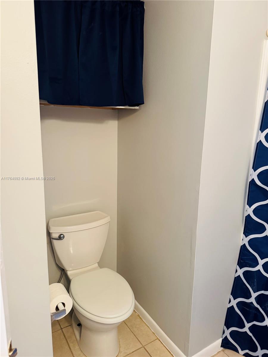 815 W Boynton Beach Blvd 10-205 Property Photo 11