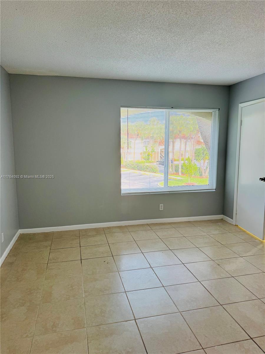 815 W Boynton Beach Blvd 10-205 Property Photo 12