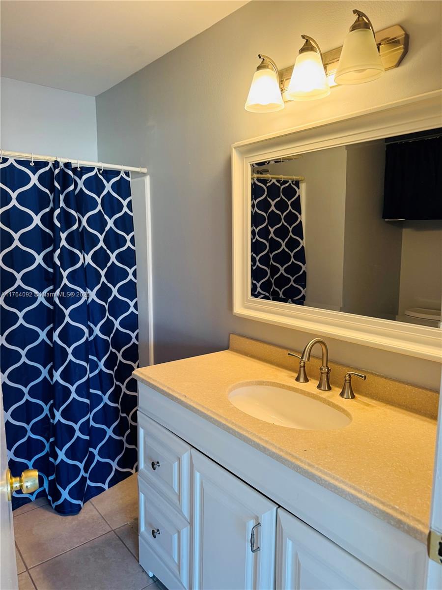 815 W Boynton Beach Blvd 10-205 Property Photo 14