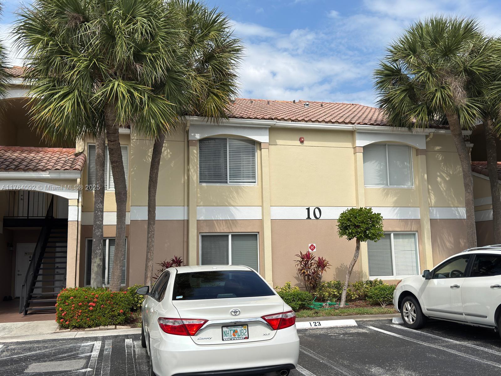 815 W Boynton Beach Blvd 10-205 Property Photo 22