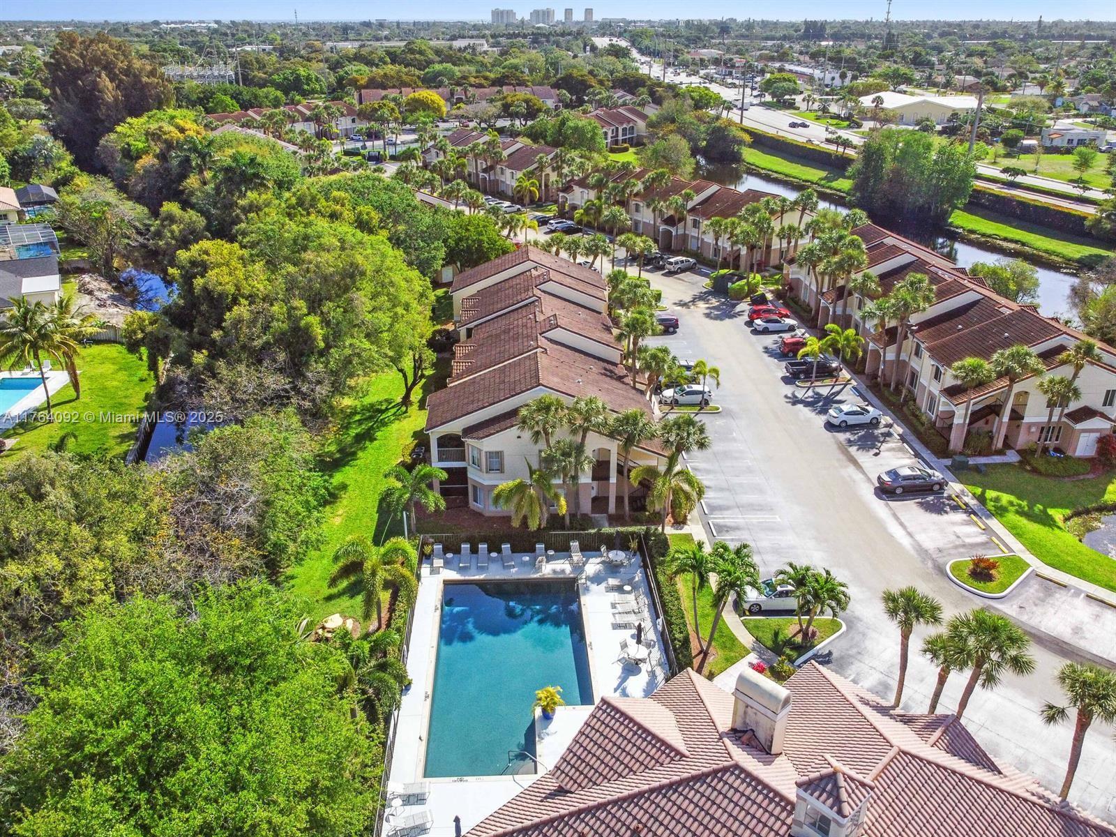 815 W Boynton Beach Blvd 10-205 Property Photo 27