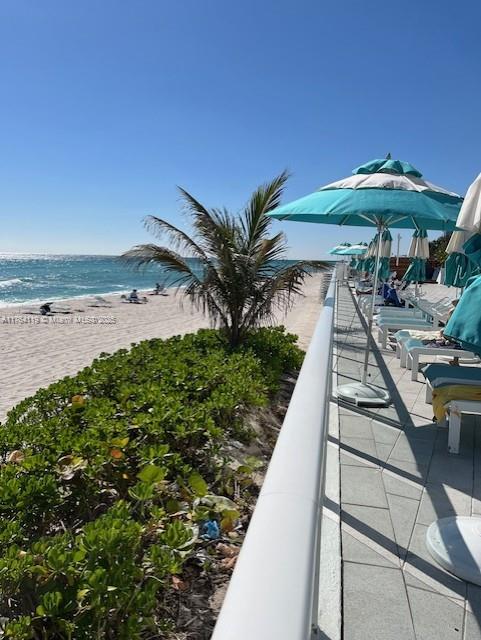 3140 S Ocean Dr 1702 Property Photo 18
