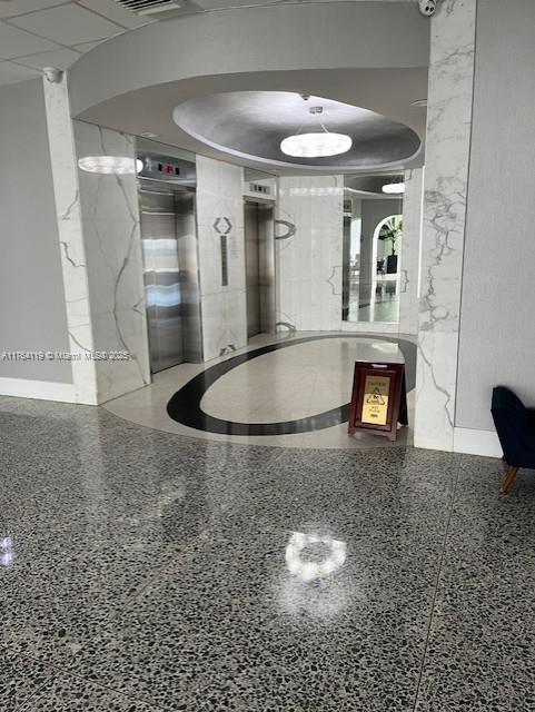 3140 S Ocean Dr 1702 Property Photo 24