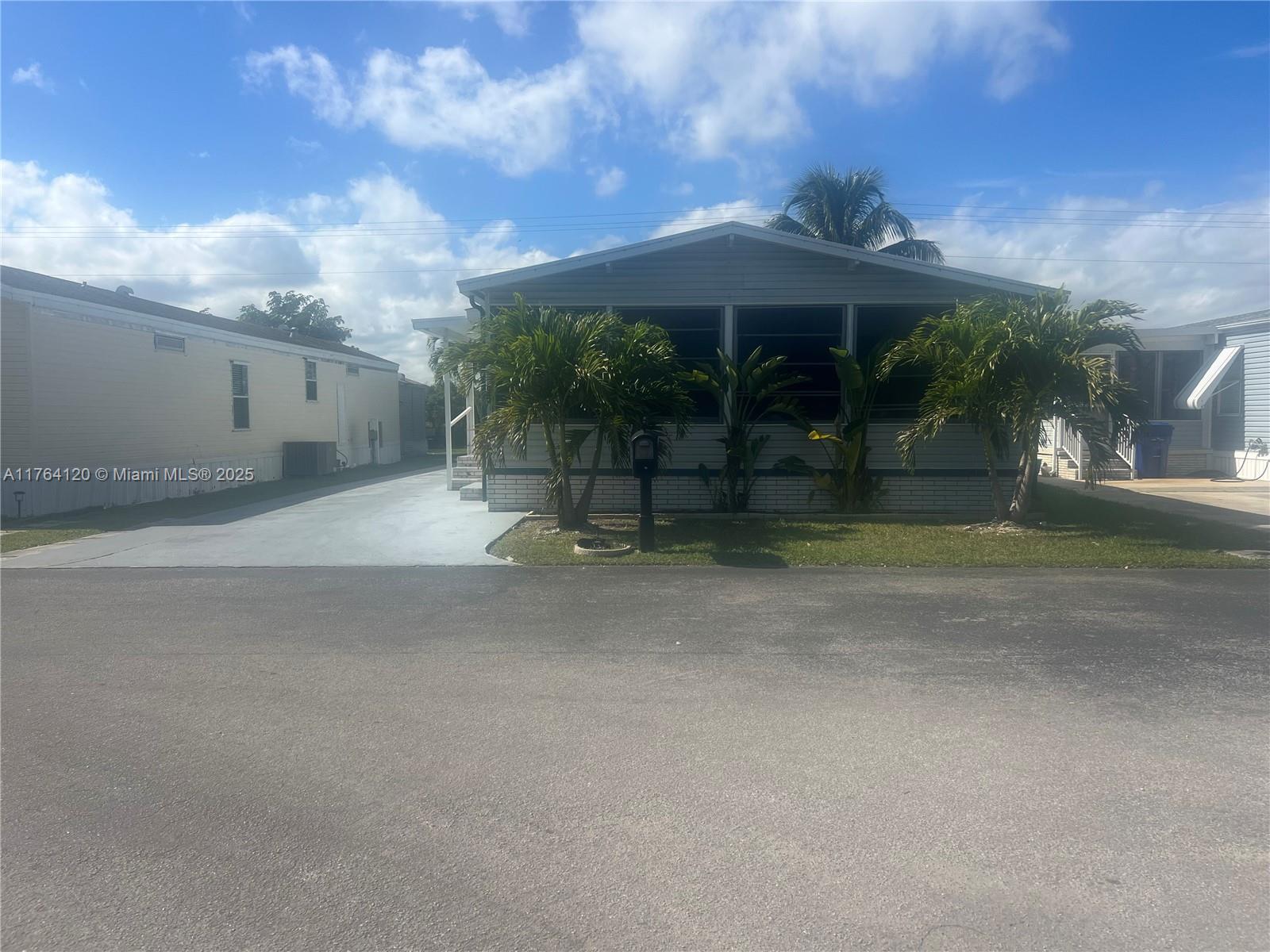 34850 Sw 187th Ave. Lot 95 Property Photo