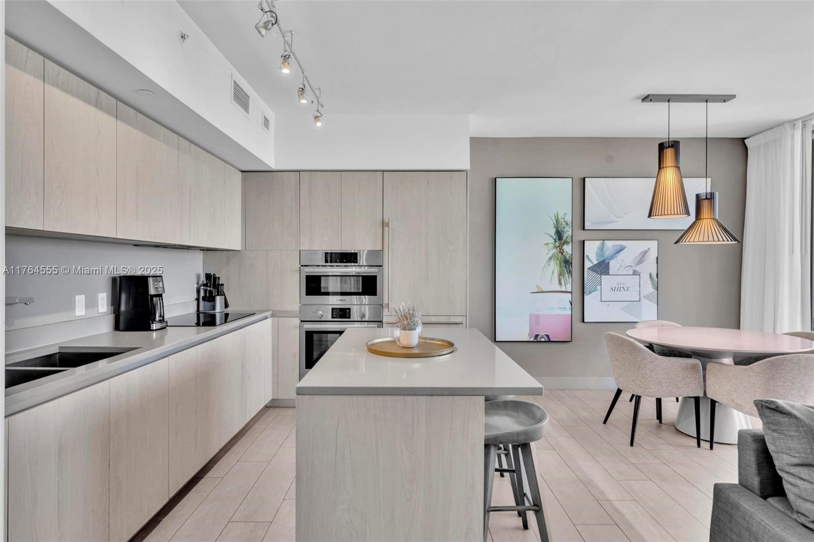 4010 S Ocean Dr R3106 Property Photo 4