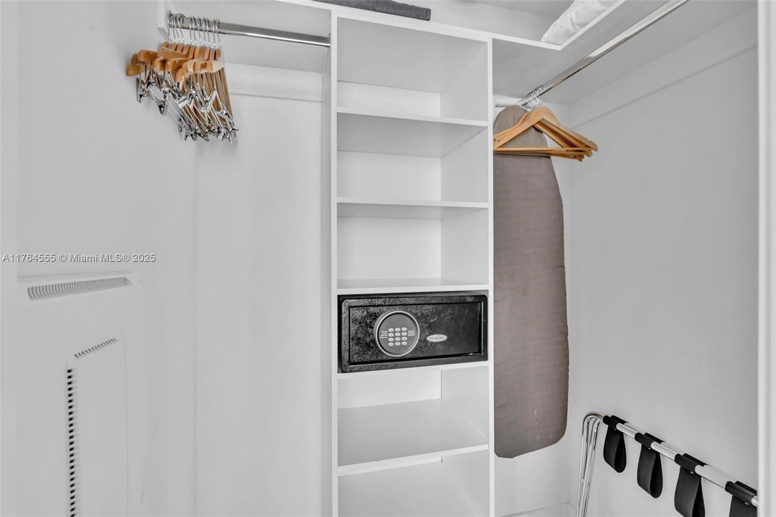 4010 S Ocean Dr R3106 Property Photo 25