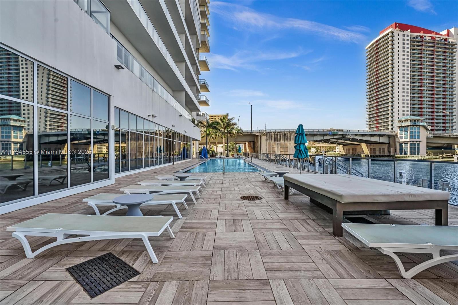 4010 S Ocean Dr R3106 Property Photo 53