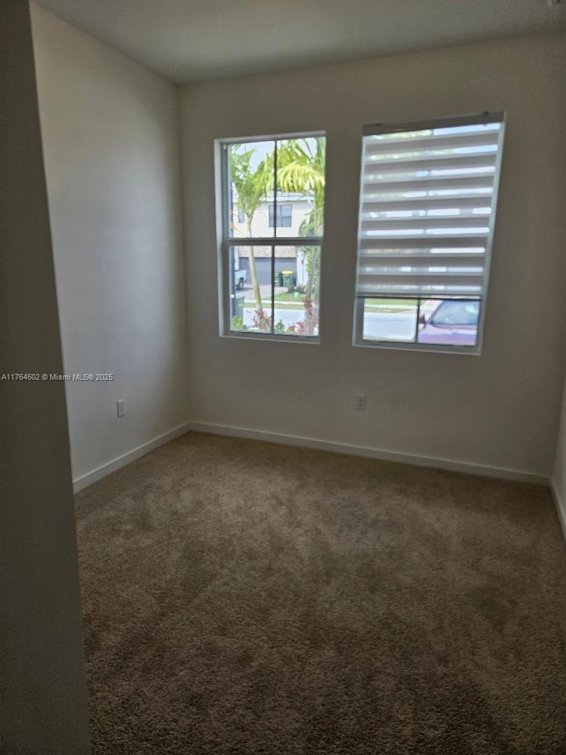 157 Ne 13 0 Property Photo 10