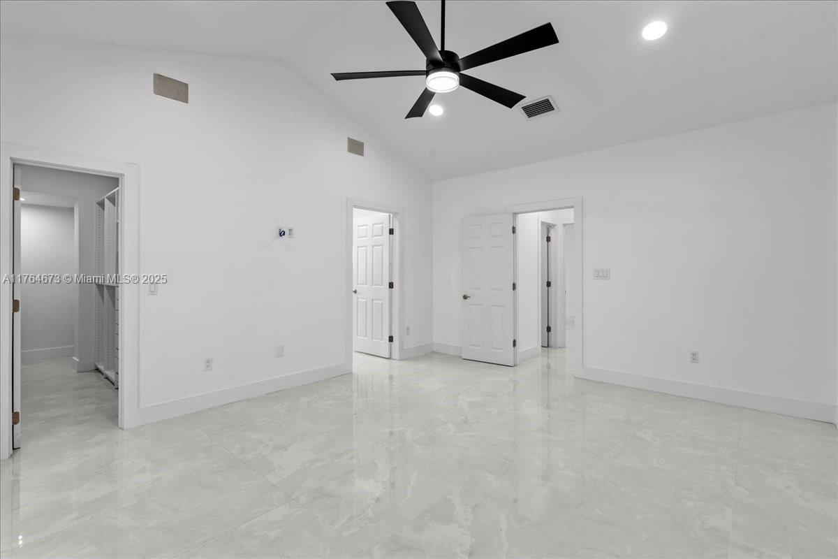 24555 Sw 167th Ave Main House Property Photo 17