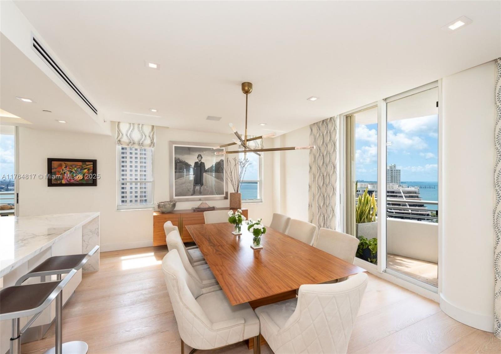 888 Brickell Key Dr 2501 Property Photo 3