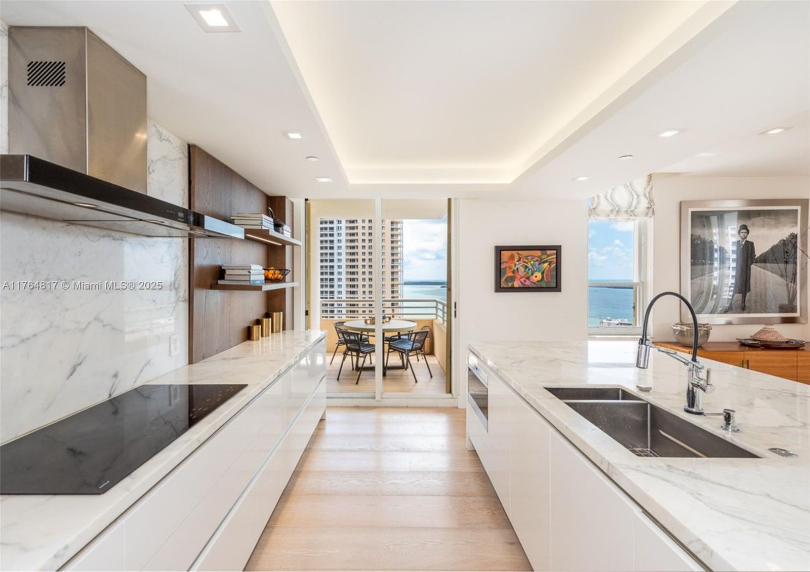 888 Brickell Key Dr 2501 Property Photo 9
