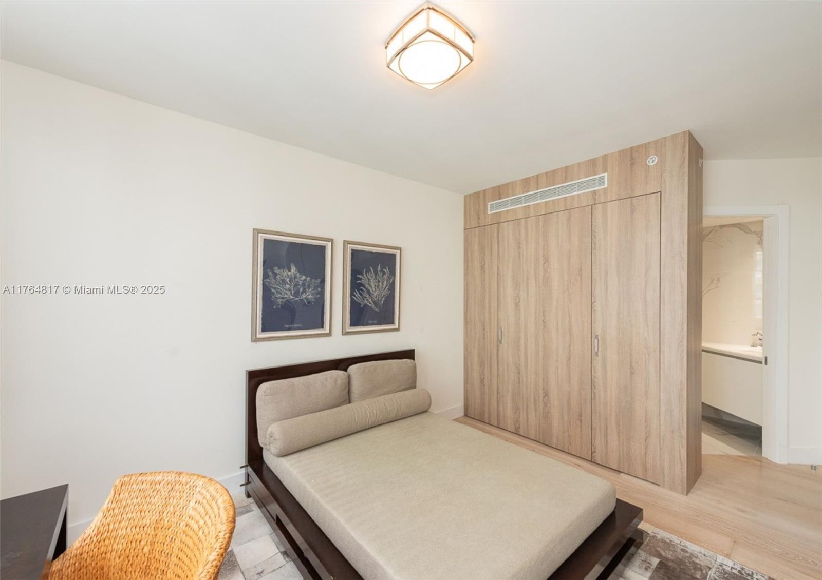 888 Brickell Key Dr 2501 Property Photo 20