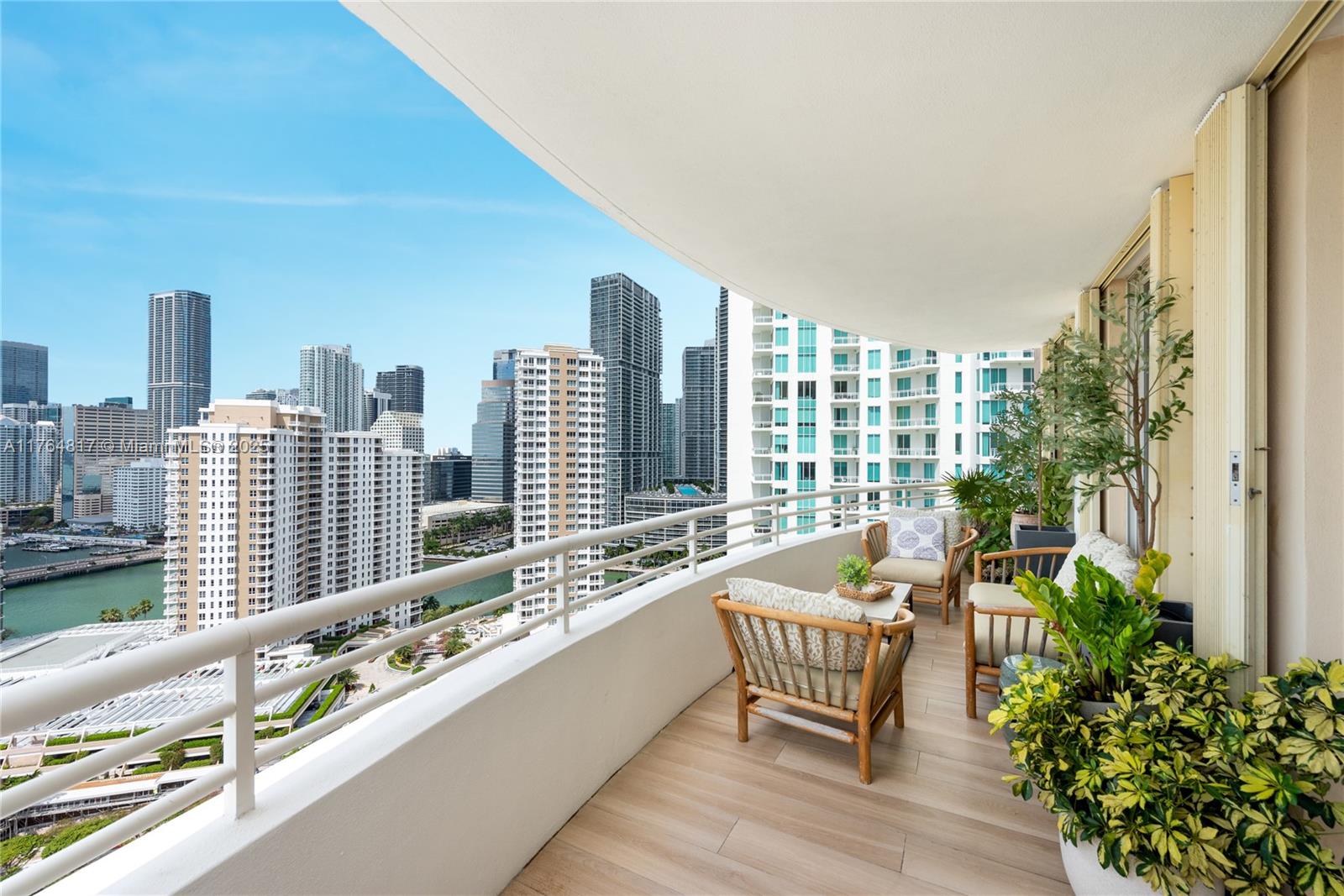 888 Brickell Key Dr 2501 Property Photo 24