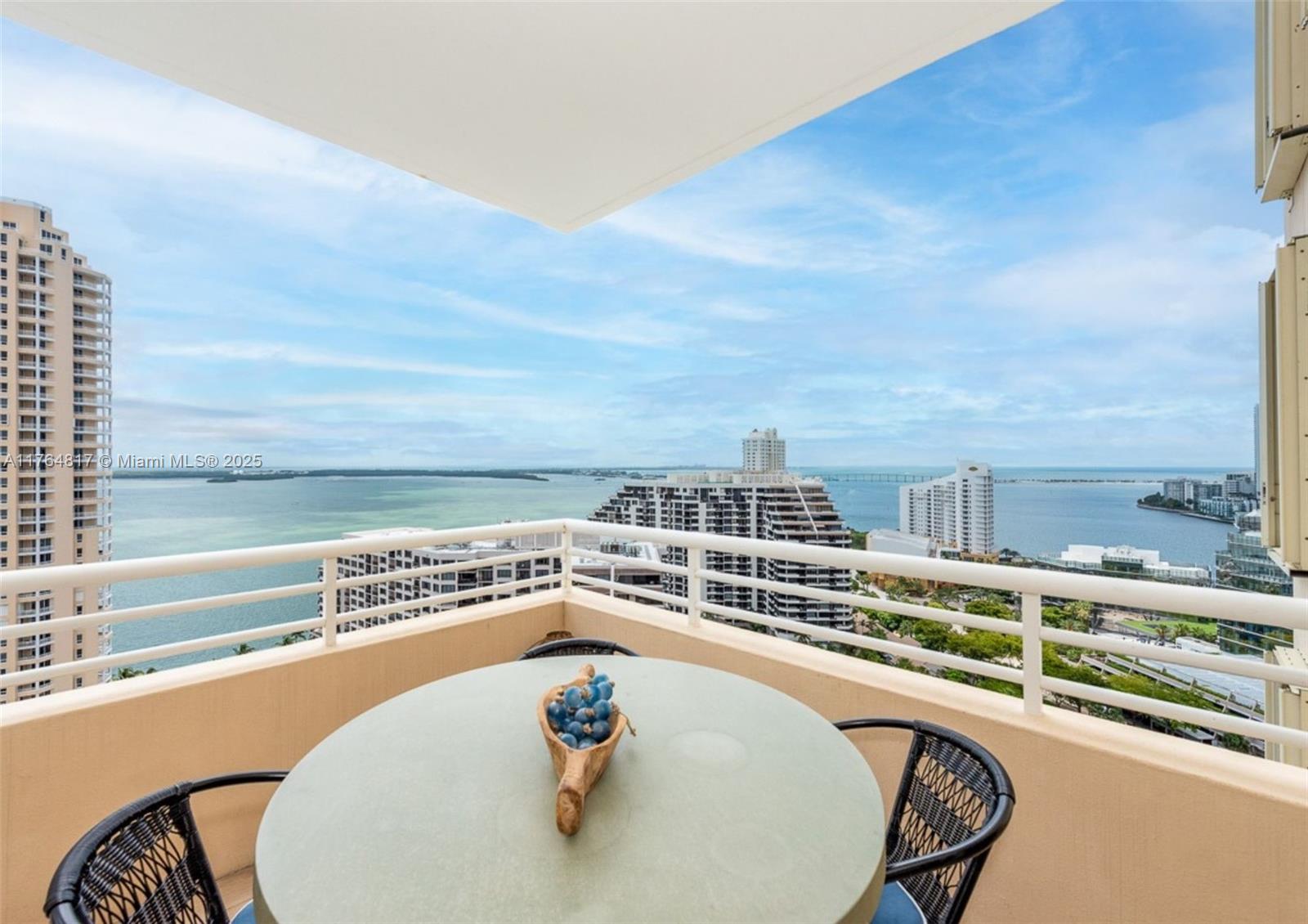 888 Brickell Key Dr 2501 Property Photo 25