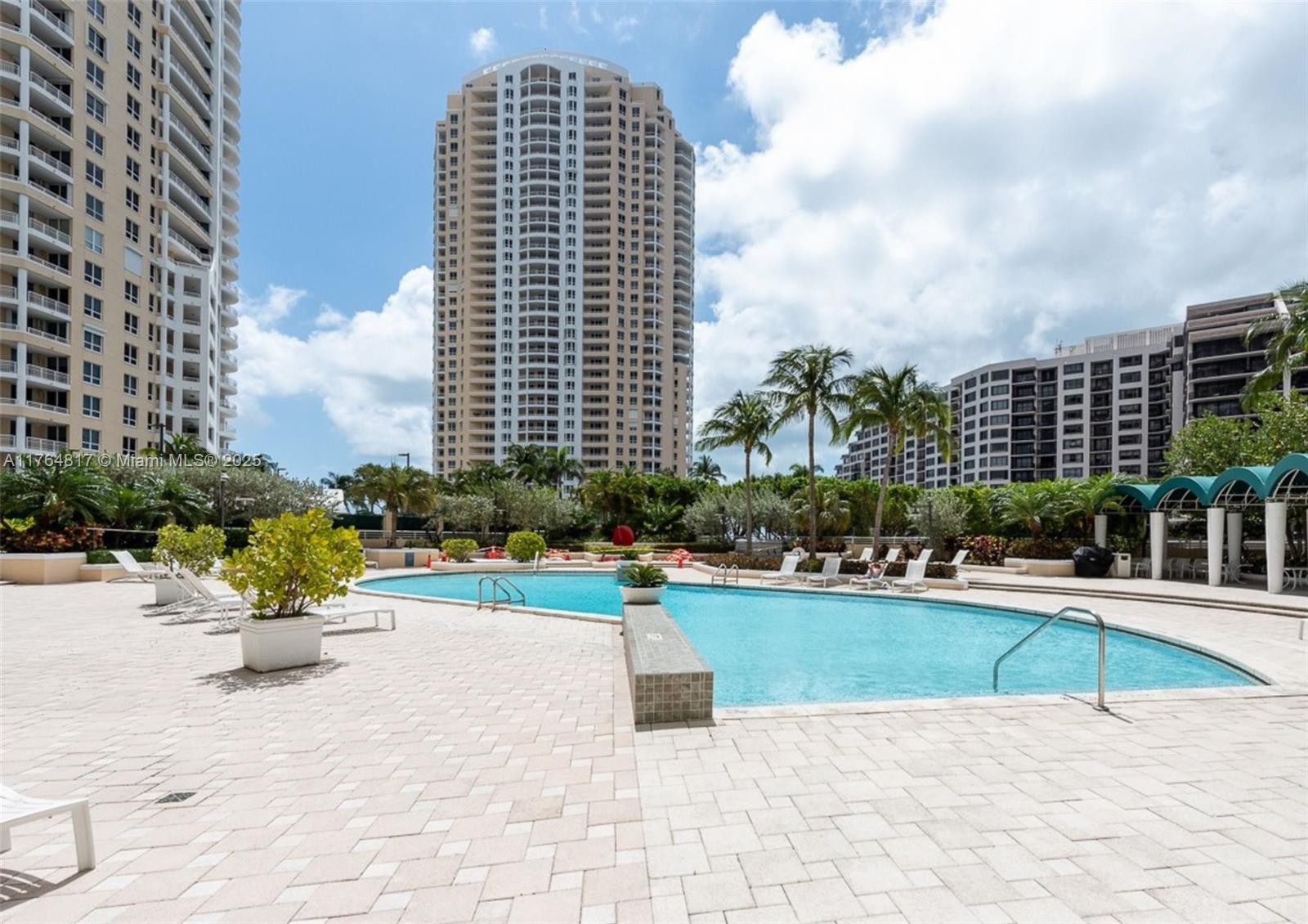 888 Brickell Key Dr 2501 Property Photo 27