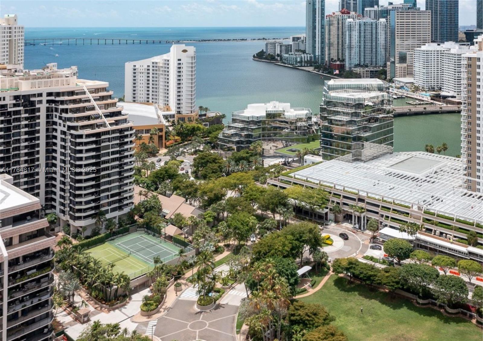 888 Brickell Key Dr 2501 Property Photo 37