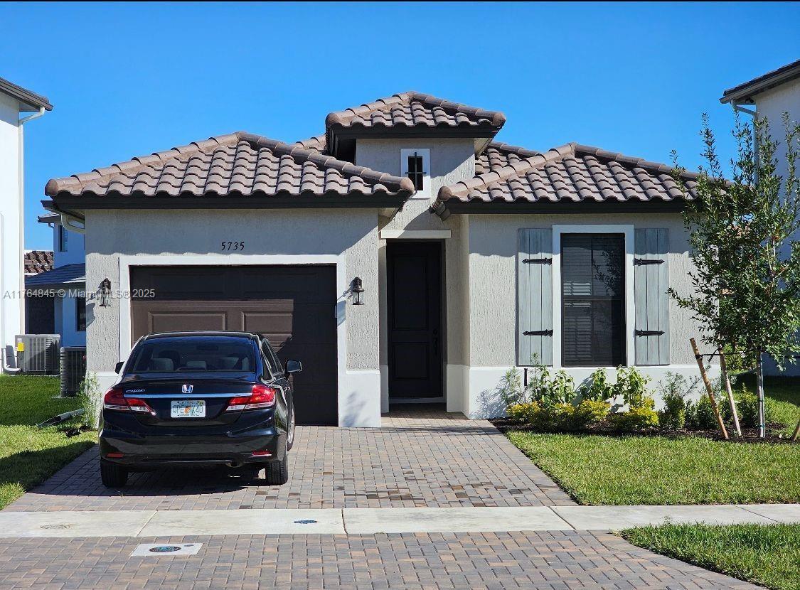 5735 Agostino Property Photo