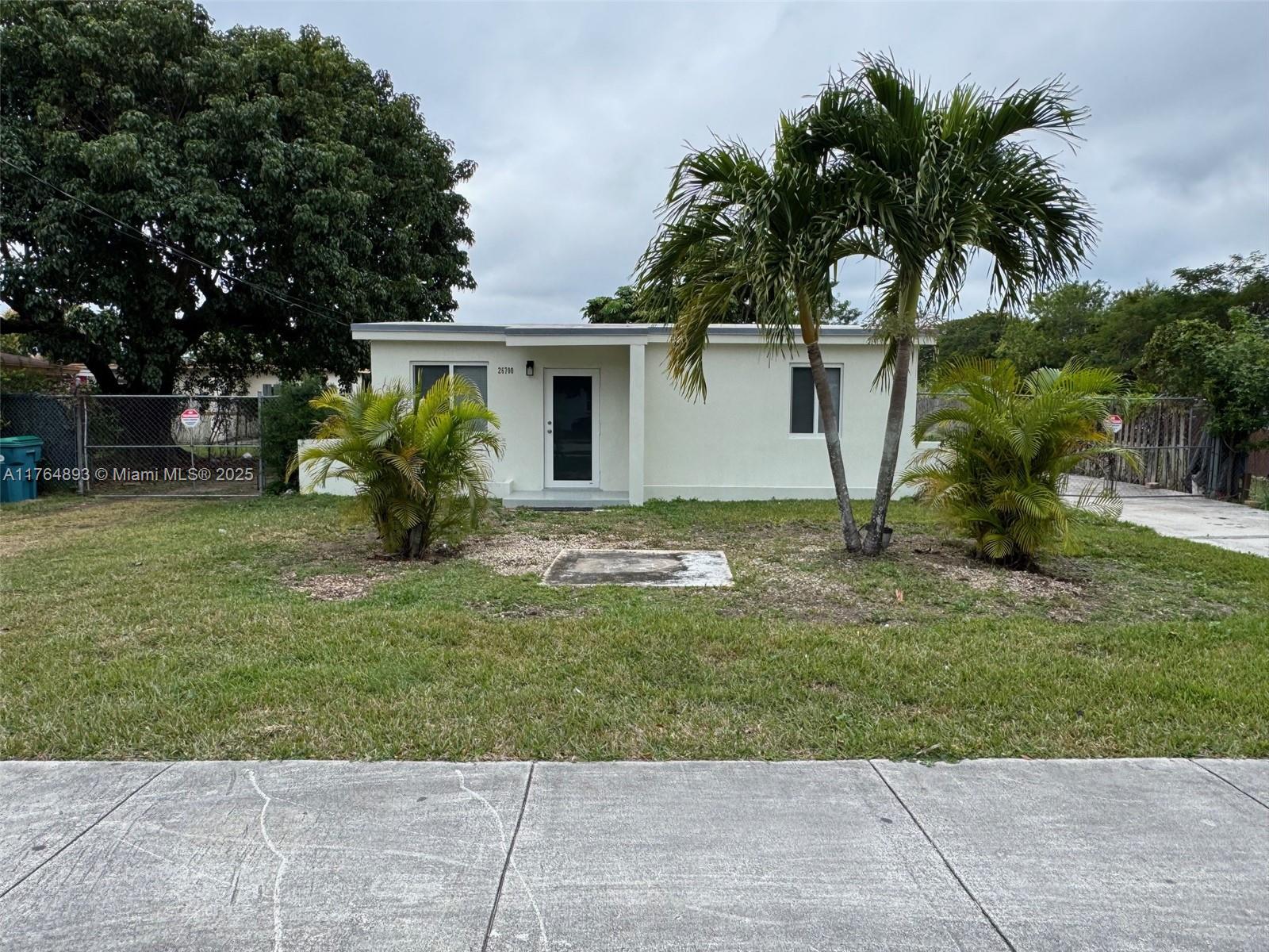 26700 Sw 137th Ct Property Photo