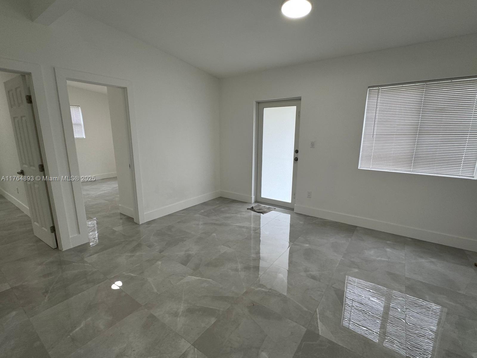 26700 Sw 137th Ct Property Photo 5