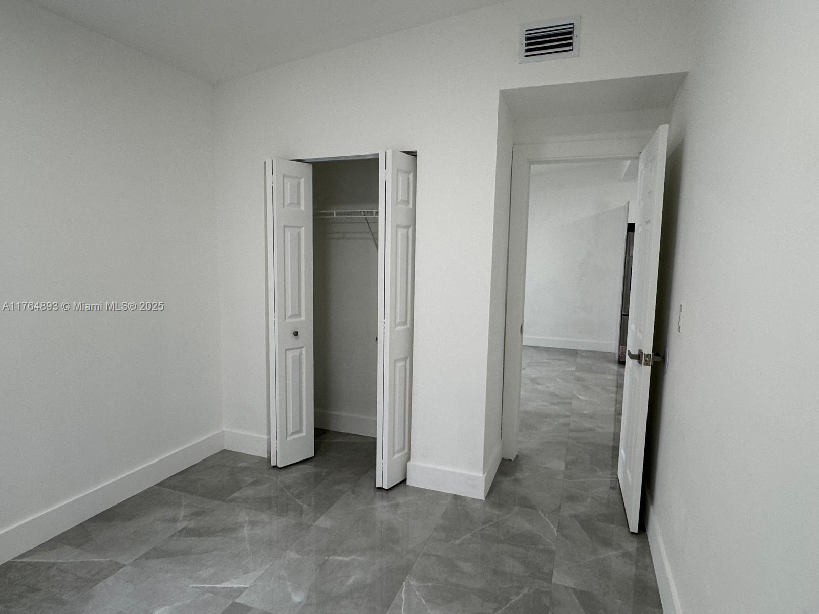 26700 Sw 137th Ct Property Photo 9
