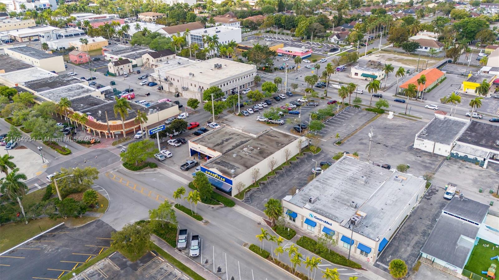 A11764934 Property Photo 8